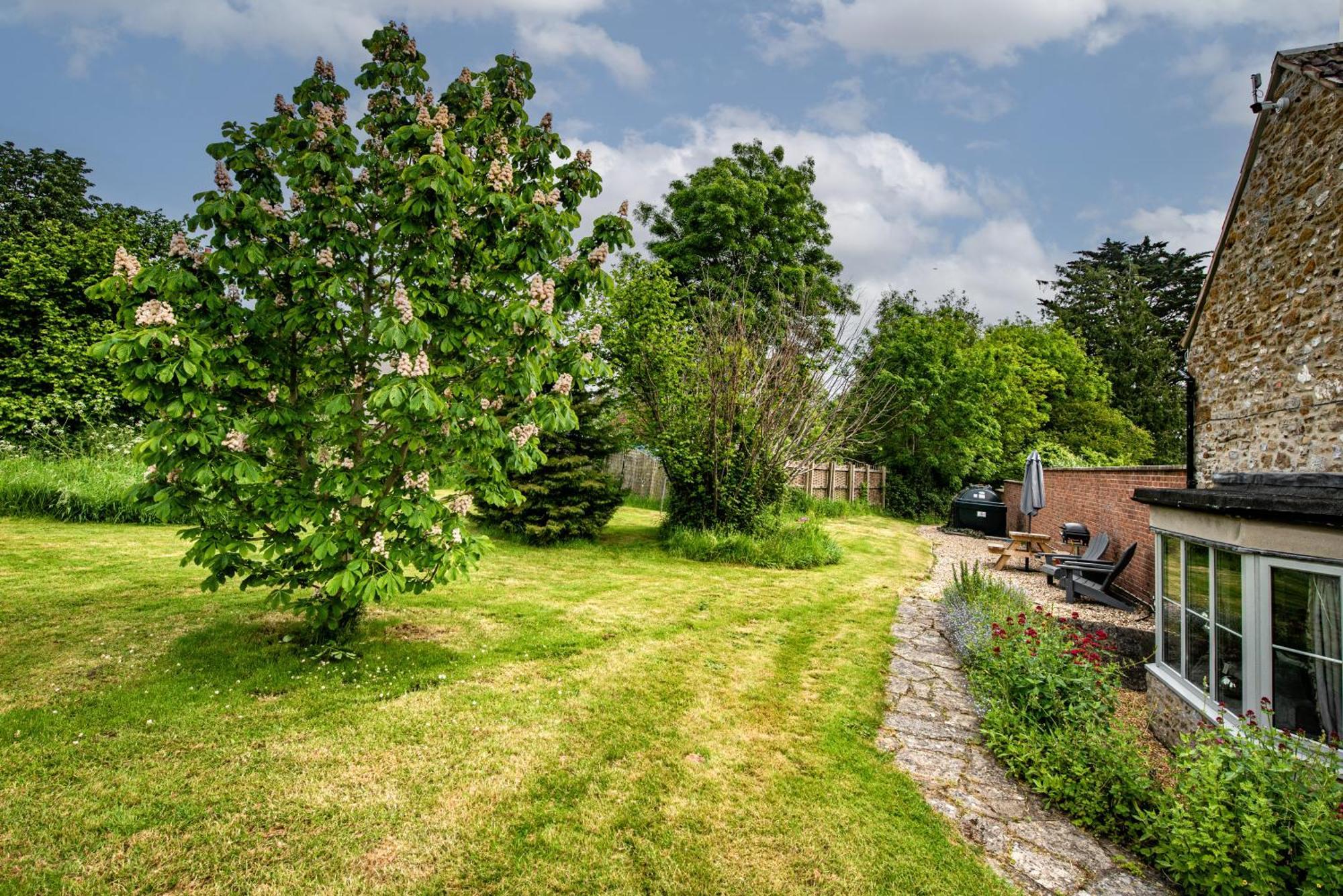 Stable Cottage Илминстер Экстерьер фото